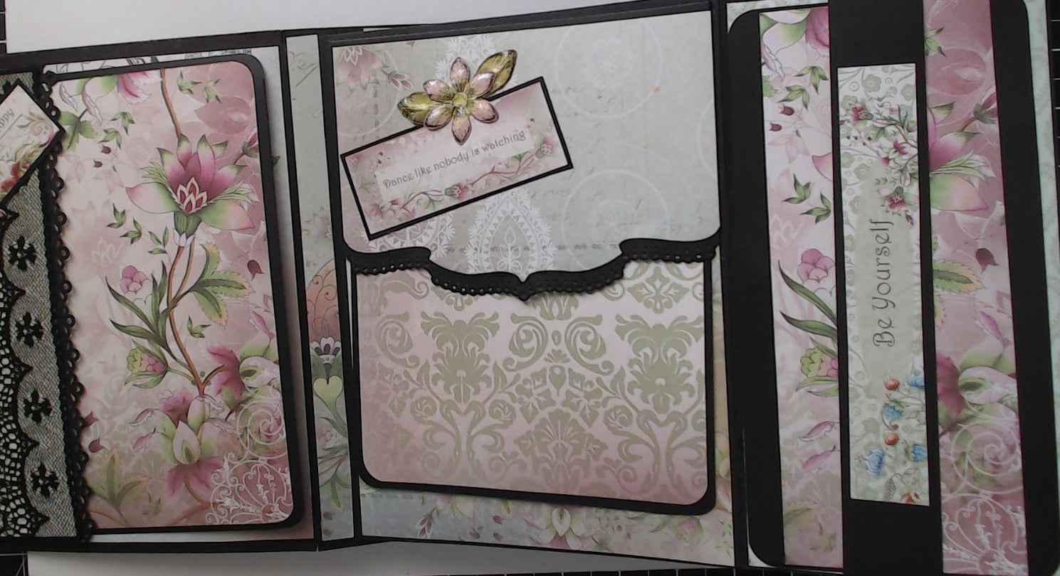 Photo Mini Album - Cherish Your Memories in a Compact Design - RINA CRAFT CREATIONS
