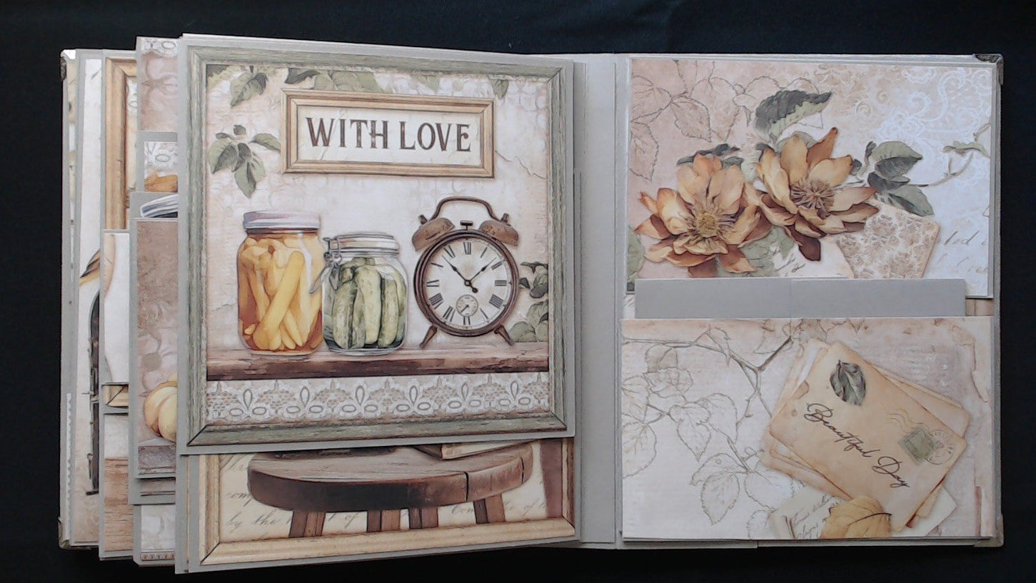 Mini Album 6 1/2 x 8 1/2'' HEART IS