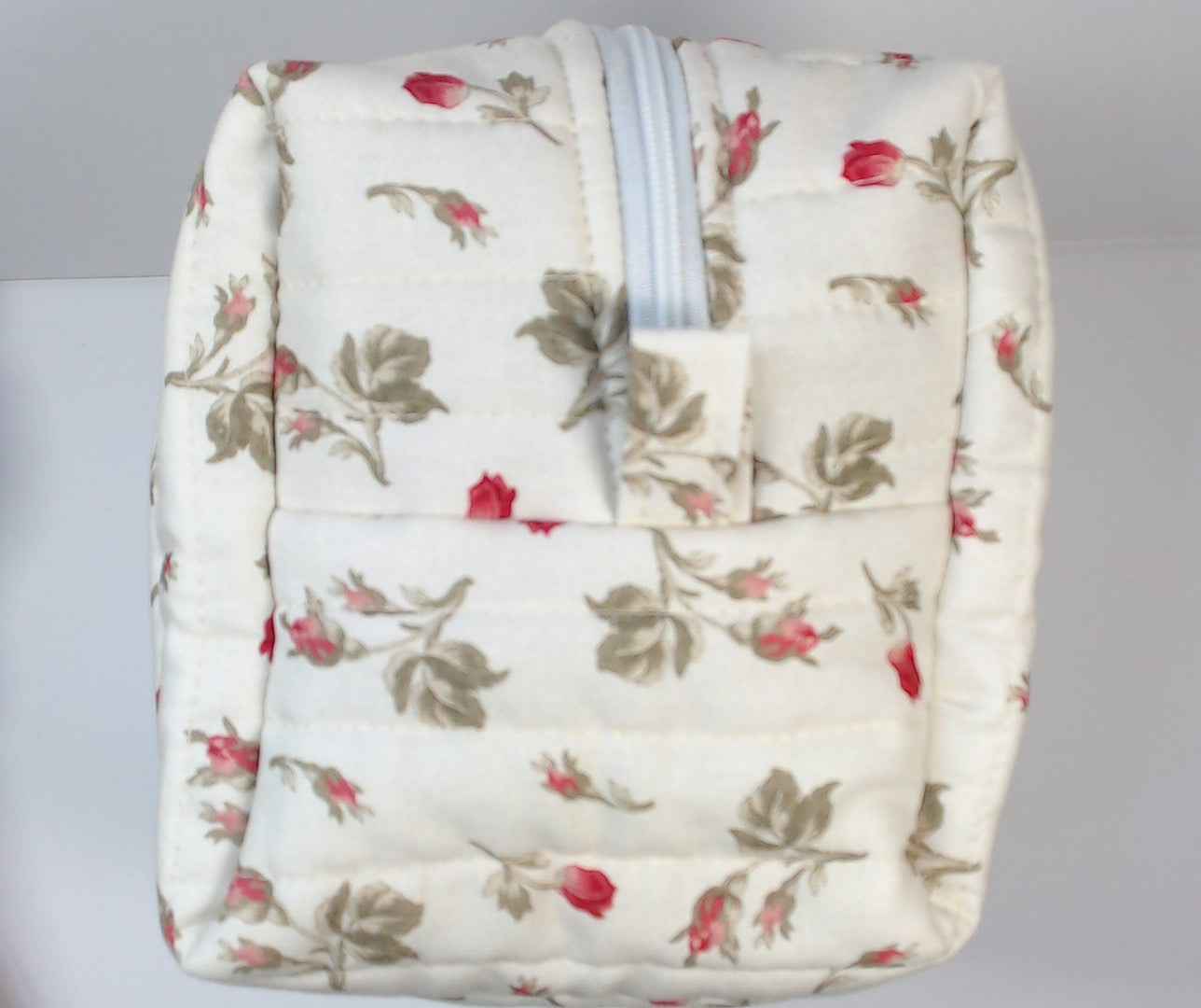 Make up bag  Rose with red or green lining