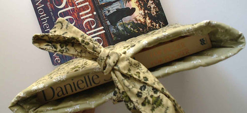BOOK SLEEVE