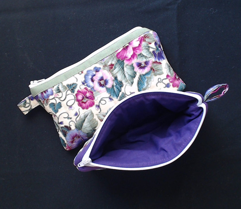 Glasses / Pencil case